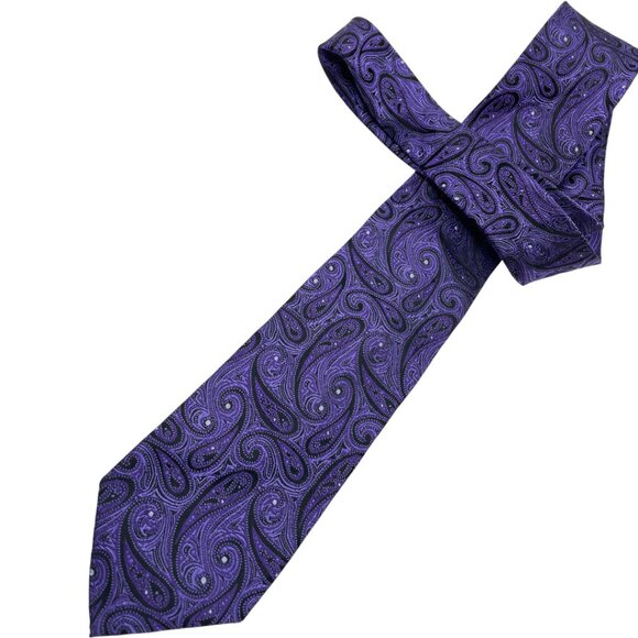 Chaps Vintage Tie 100% Silk Purple Paisley Print Ralph Lauren - Picture 2 of 6